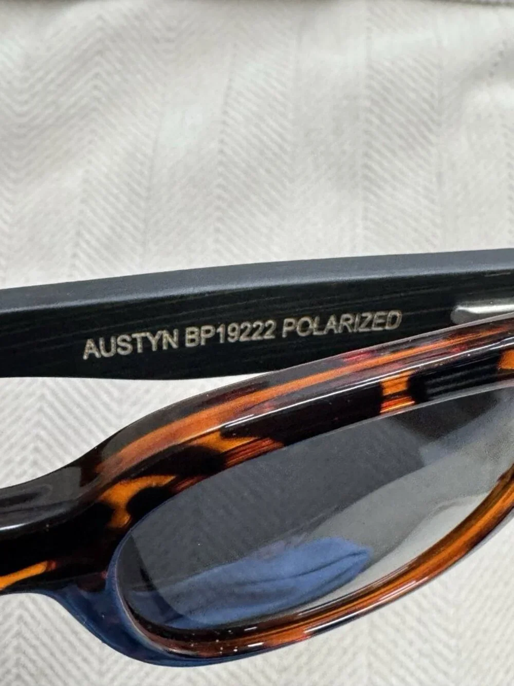NWT Blue Planet Sunglasses AUSTYN  Tortoise Wood Temples POLARIZED BRAND NEW